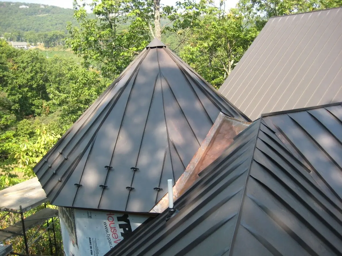 Professional Shingle Replacement & Repair by Craftsman Roofing in Lockbourne